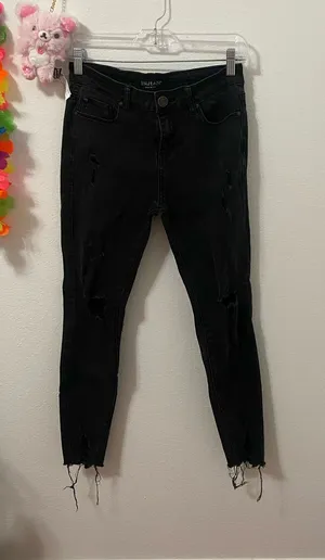 Enjean Black Ripped Jeans Size 6 thumbnail 1