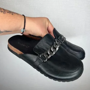 Vionic Georgie Black Leather Chain Mule Loafer Shoes Womens 9.5 Lug Sole AD47 thumbnail 1