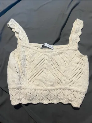 Zara Cream Knit Cropped Tank Top with Scallop Hem thumbnail 3