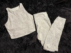 Old Navy Active Set thumbnail 2
