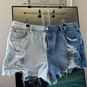 No Boundaries Split color denim shorts thumbnail 1