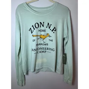 Parks Project Womens Green Long Sleeve Boxy Tee Sz M Zion Canyoneering NWT READ thumbnail 9
