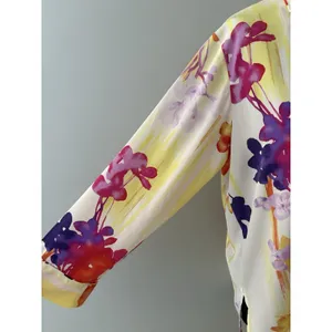 Natori Pajama Top Womens Medium Multicolor Floral Lounge Silky Button Up thumbnail 2