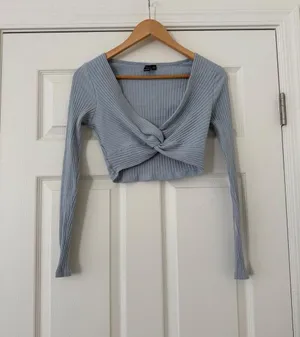 Windsor Long Sleeve Twist Front Crop Top small thumbnail 1