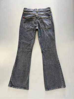 Urban Outfitters BDG Low-Rise Flared Jeans in Washed Black • Sz 27 thumbnail 3