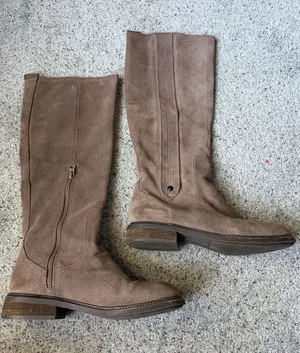 Calvin Klein Raelin Suede Boots thumbnail 1