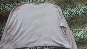 Hollister Top thumbnail 2