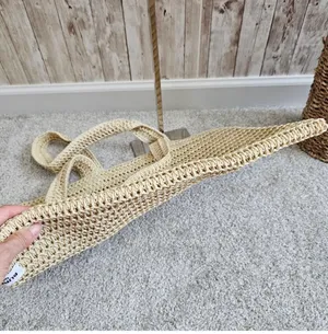 Burberry goddess straw tote bag  thumbnail 9