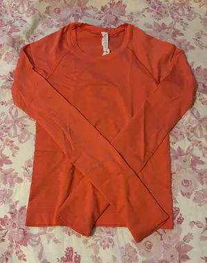 Lululemon Swiftly Tech Long Sleeve thumbnail 1