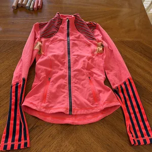 Y2K Lululemon Define Jacket thumbnail 2