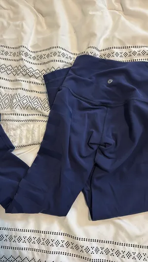Lululemon Align Leggings 25” Logo thumbnail 6