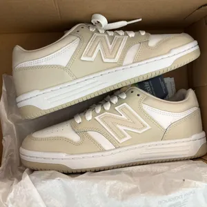 New Balance Sneakers thumbnail 2