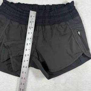 Lululemon Tracker Short V Black Athletic Running Shorts Size 6 Smocked‎ Waist thumbnail 4