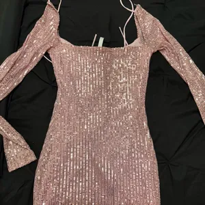 Pink Lucy In the Sky thumbnail 3