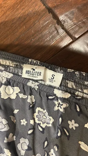 Hollister crops top flower pattern purple thumbnail 2