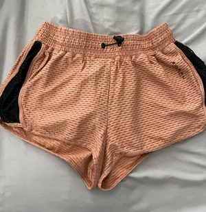 Koral Shorts thumbnail 1