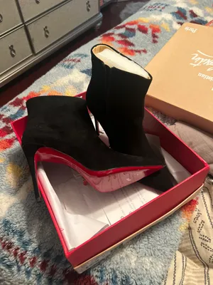 Red Bottoms thumbnail 2