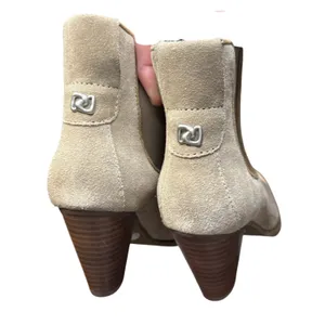 Aerosoles Booties Womens Size 6 Beige Leather Lido Ankle Cone Heel Stretch thumbnail 7