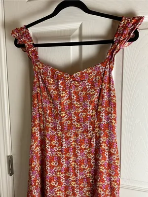 LUSH Floral midi Dress Size Large Ruffle Strap Smocked thumbnail 4