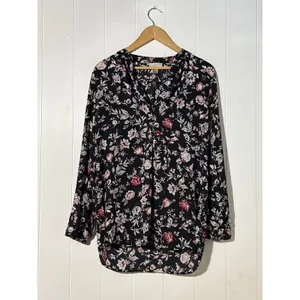 LOFT Blouse Large Black Floral Button Front Rayon Lightweight Womens thumbnail 2