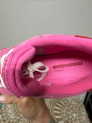Reebok Women's Hot Pink Suede Sneakers with White Laces thumbnail 6