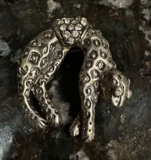 Vintage Silver Tone Rhinestone Leopard Panther Cheetah‎ Articulated Brooch Pin thumbnail 1