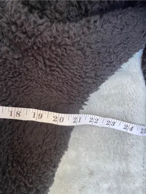 Lululemon Oh So Sherpa Half Zip Sweatshirt black minimalist cozy cabin outdoor 6 thumbnail 9