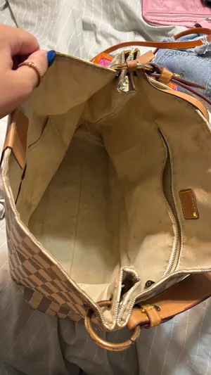 checkered beige and grey hand bag Gray thumbnail 2