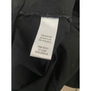 Counterparts Black Capri Button Accent Ankles Skinny Dress Pants Size M thumbnail 5