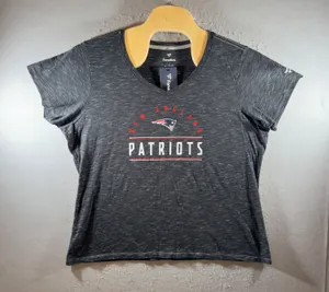1690 | NWT Fanatics New England Patriots NFL Graphic V-Neck Tee Gray‎ Women 3XL thumbnail 1