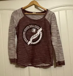 Mississippi State Bulldogs Sweatshirt Women's Large 12/14 Rivalry Threads Maroon thumbnail 1