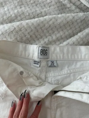 BDG White High-Waisted Shorts thumbnail 4