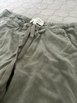 Cloth & Stone Cropped Green Linen Pants thumbnail 3