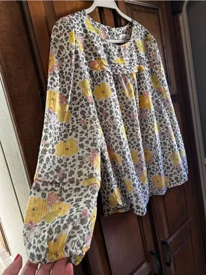 🌸Loft Chiffon Lined Floral Cheetah Pintuck Flowy Metallic Blouse Women's sz M thumbnail 7