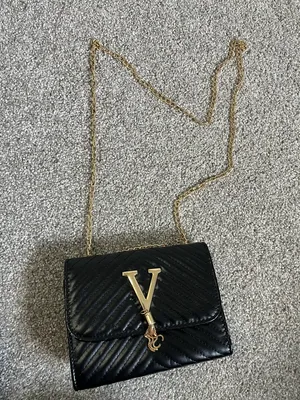 Black going out purse thumbnail 2