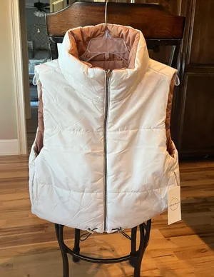 Vine and Valley Puffer Vest Reversible Beige Tan Womens XL New thumbnail 3