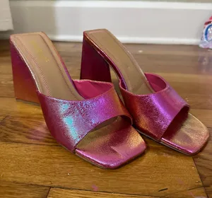 Heels thumbnail 1