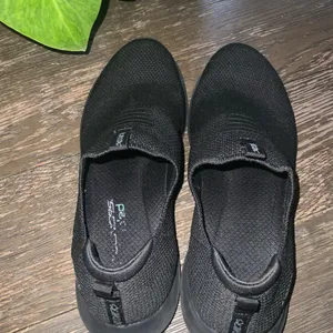 Skechers Black Stretch Fit Air-Cooled Memory Foam Slip On Sneaker 8.5 thumbnail 9