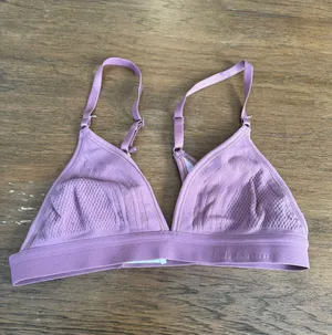 Lululemon Sports Bra thumbnail 1
