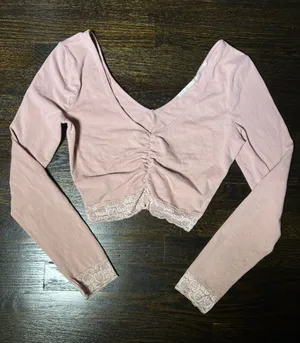 Urban Outfitters Light Pink / Mauve Ruched Long Sleeve Top Cropped Lace Medium thumbnail 1