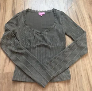 Edikted Long Sleeve Top thumbnail 1