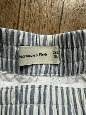 Abercrombie & Fitch Shorts thumbnail 3