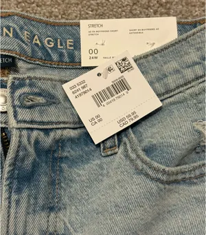NWT AE Jean Shorts thumbnail 4
