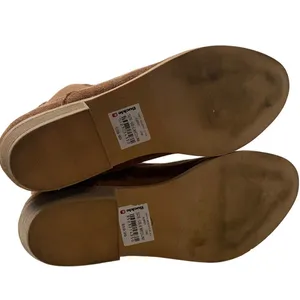 The Buckle Very G Cognac Brown Ankle Chelsea Boots 8US Medium Women’s Soft Suede thumbnail 4