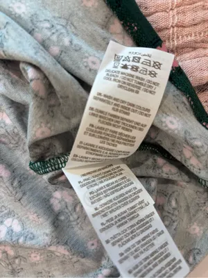Boden Green Smocked Floral Blouse size 8 thumbnail 9