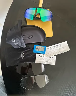 Oakley Sunglasses unisex thumbnail 1
