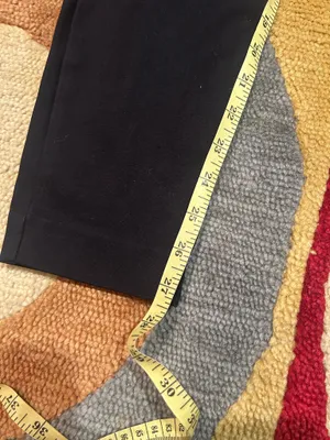 Express Black Skinny Mid Rise Ponte Knit Stretch Pants Slim Fit Size 4 thumbnail 3