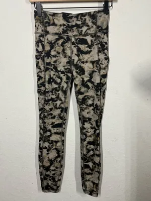 Lululemon Invigorate High Rise Tight 25" Size 4 thumbnail 5