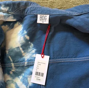 BDG Blue tie dye denim jacket from urban outfitters thumbnail 3