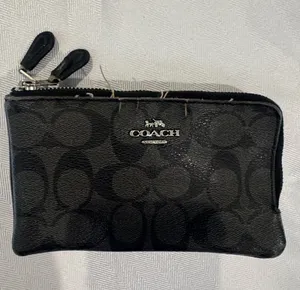 Coach Black Signature Zip Card Case thumbnail 1
